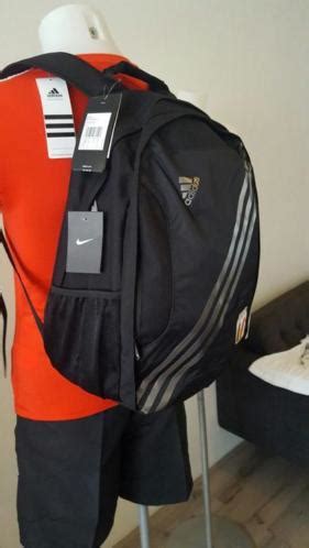 partij adidas